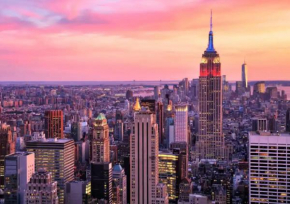 Bright 3-Bedroom Apartment in Manhattan!